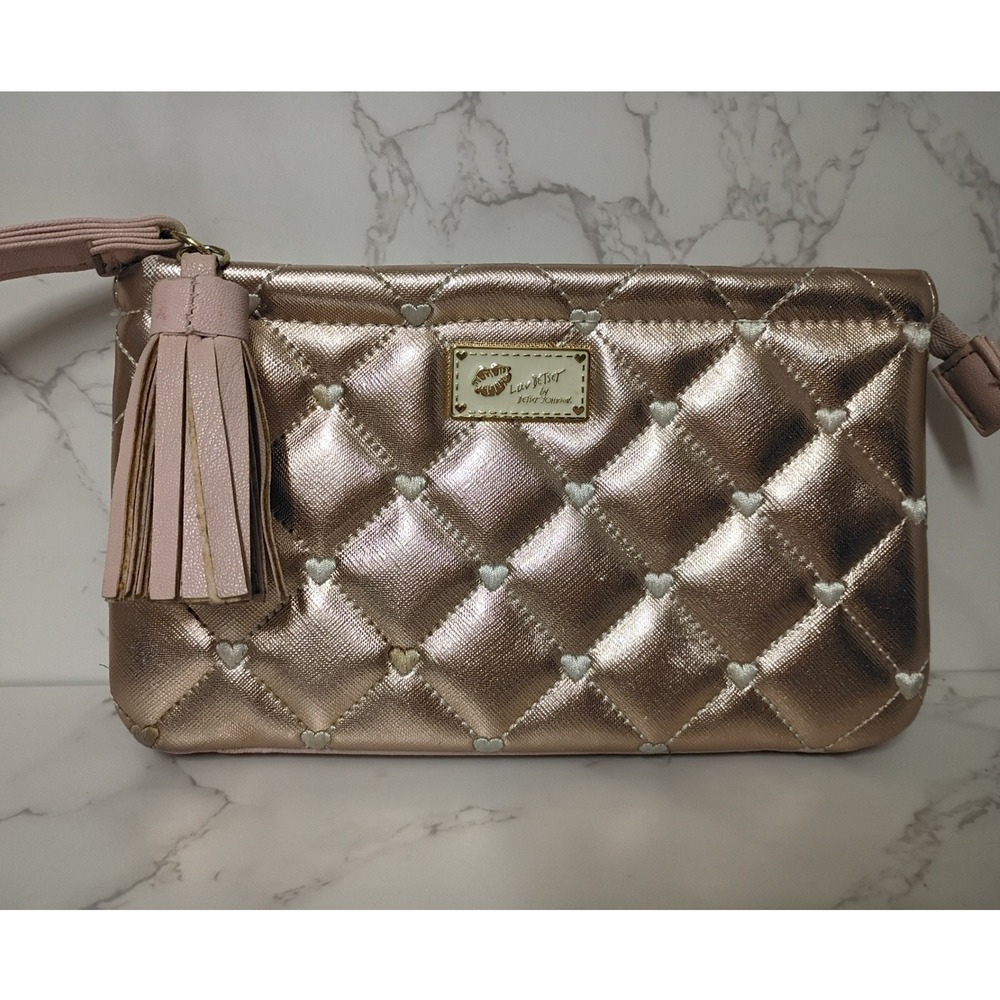 BETSEY JOHNSON Metallic Rose Gold Quilted Heart Wristlet Pouch - EUC